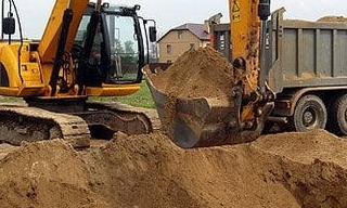 Выкопать яму экскаватором в Новошахтинске от 950 руб. - 2Землекопа-Нвш
