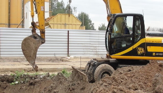 Выкопать яму экскаватором в Новошахтинске от 950 руб. - 2Землекопа-Нвш